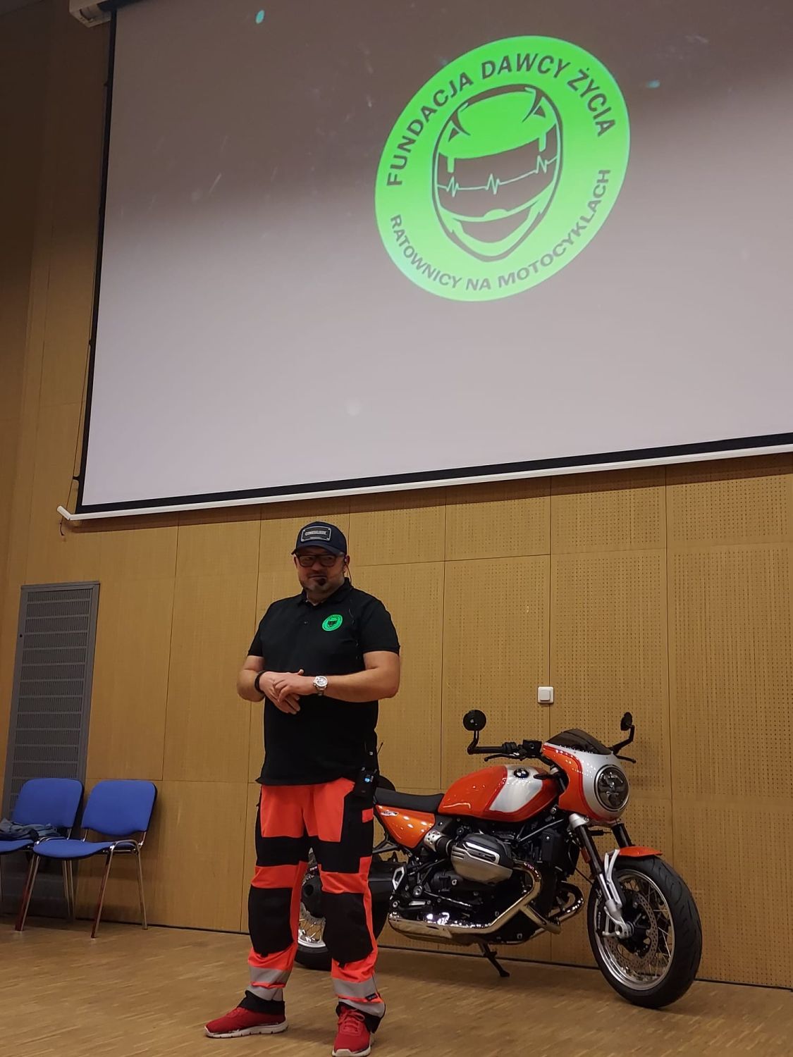 Szkolenie podczas Ogólnopolskiego Bezpłatnego Szkolenia Motocyklowego z Moto-Sekcją Szkolenie podczas Ogólnopolskiego Bezpłatnego Szkolenia Motocyklowego z Moto-Sekcją
