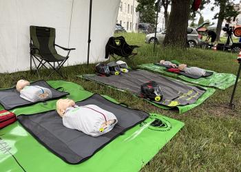 Pokaz pierwszej pomocy na pikniku firmowym Reckitt