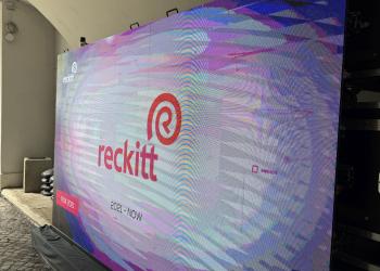 Pokaz pierwszej pomocy na pikniku firmowym Reckitt