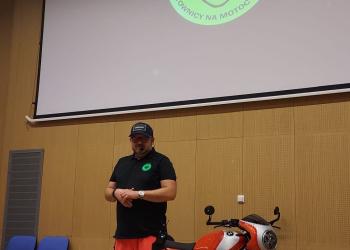 Szkolenie podczas Ogólnopolskiego Bezpłatnego Szkolenia Motocyklowego z Moto-Sekcją