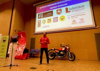Szkolenie podczas Ogólnopolskiego Bezpłatnego Szkolenia Motocyklowego z Moto-Sekcją
