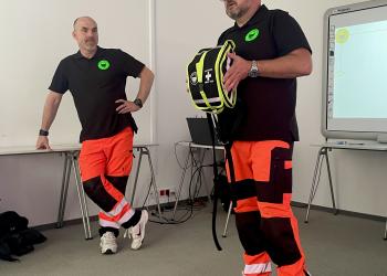 Panele podczas bezpłatnego szkolenia z Moto-Sekcją dla użytkowników motocykli BMW