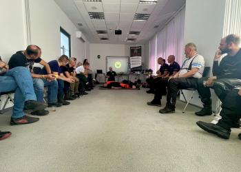 Panele podczas bezpłatnego szkolenia z Moto-Sekcją dla użytkowników motocykli BMW