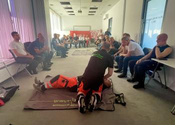 Panele podczas bezpłatnego szkolenia z Moto-Sekcją dla użytkowników motocykli BMW